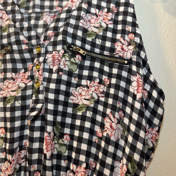 Justify Black Gingham Tank with Pink Floral Print - Picture 9 of 14